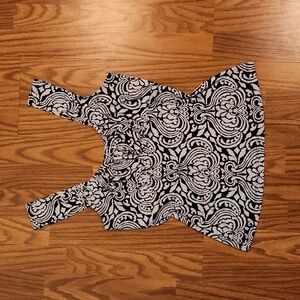 WHBM Black & White Patterned Top